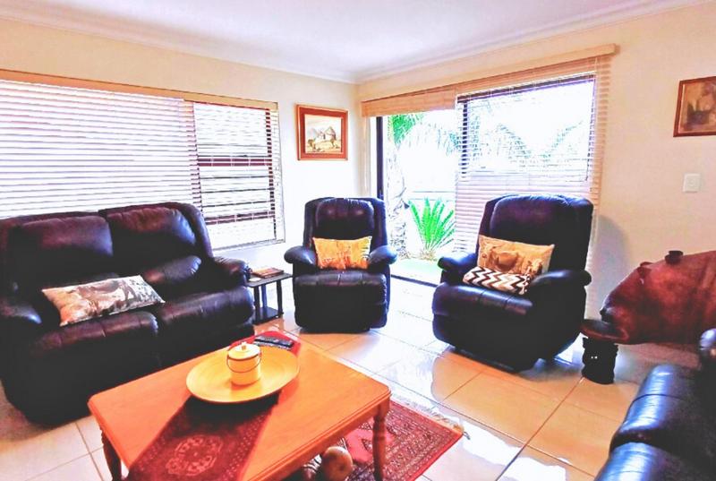 4 Bedroom Property for Sale in Monte Christo Western Cape